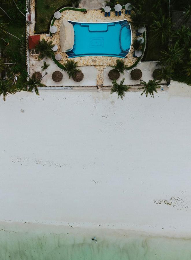 Sunny Palms Beach Bungalows Uroa Extérieur photo