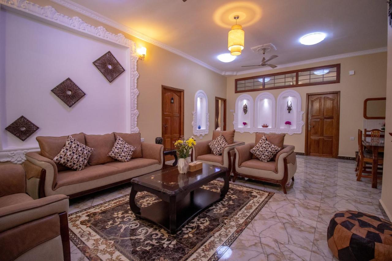 Sunny Palms Beach Bungalows Uroa Extérieur photo